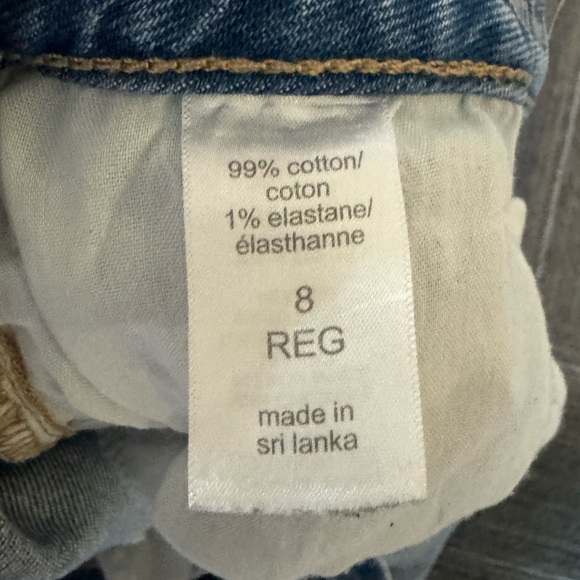 Women’s jeans. Ripped straight leg. - Picture 2 of 3